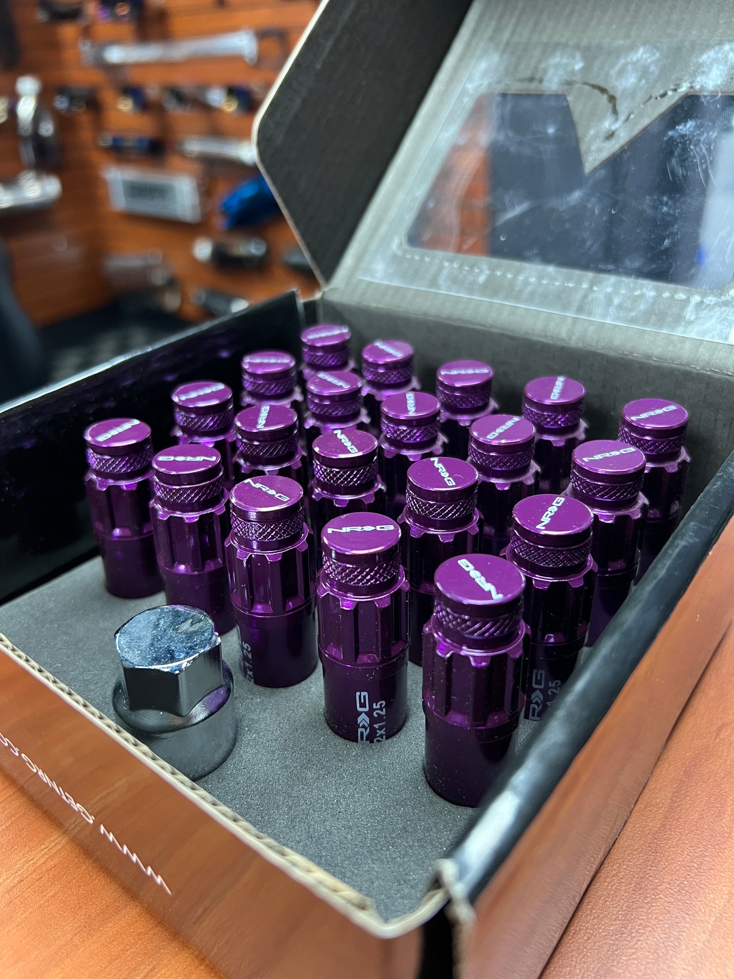 NRG LUG NUTS PURPLE (LONG)